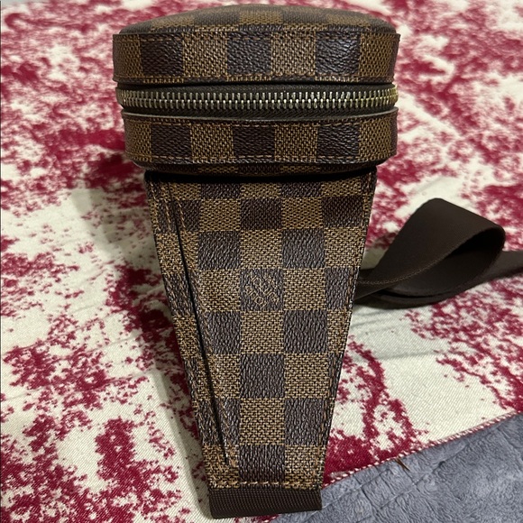 Louis Vuitton Damier Ebene Geronimo - Picture 9 of 15
